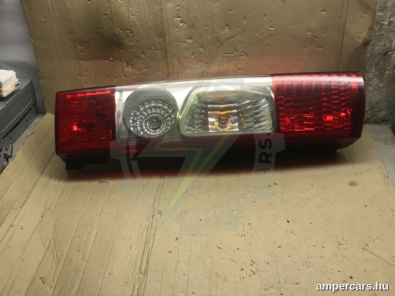 PEUGEOT BOXER Busz - Hátsó Lámpa