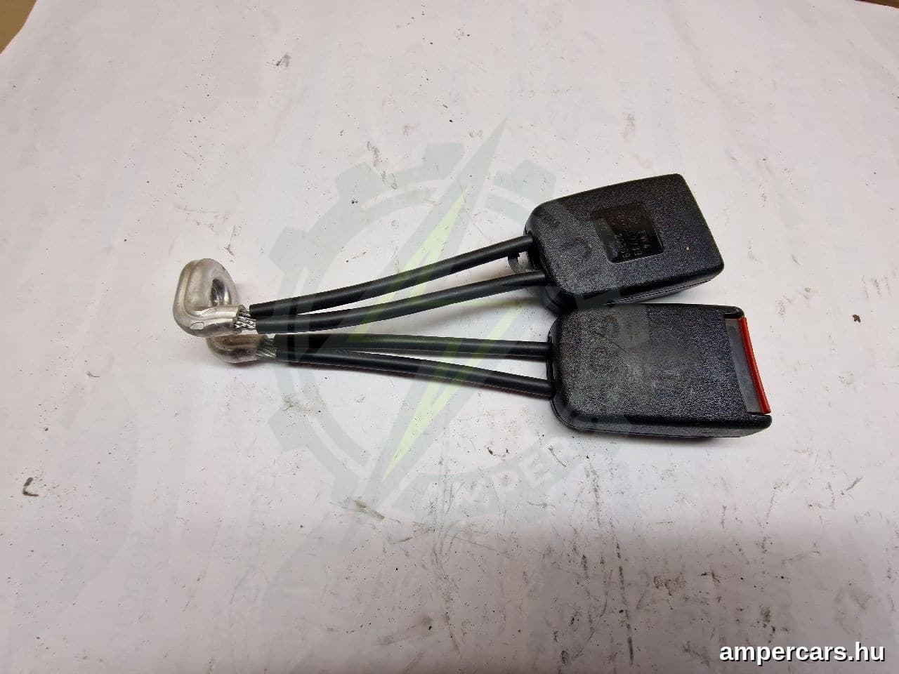 SEAT CORDOBA (6K2) - Hátsó középső Biztonsági Öv Csat