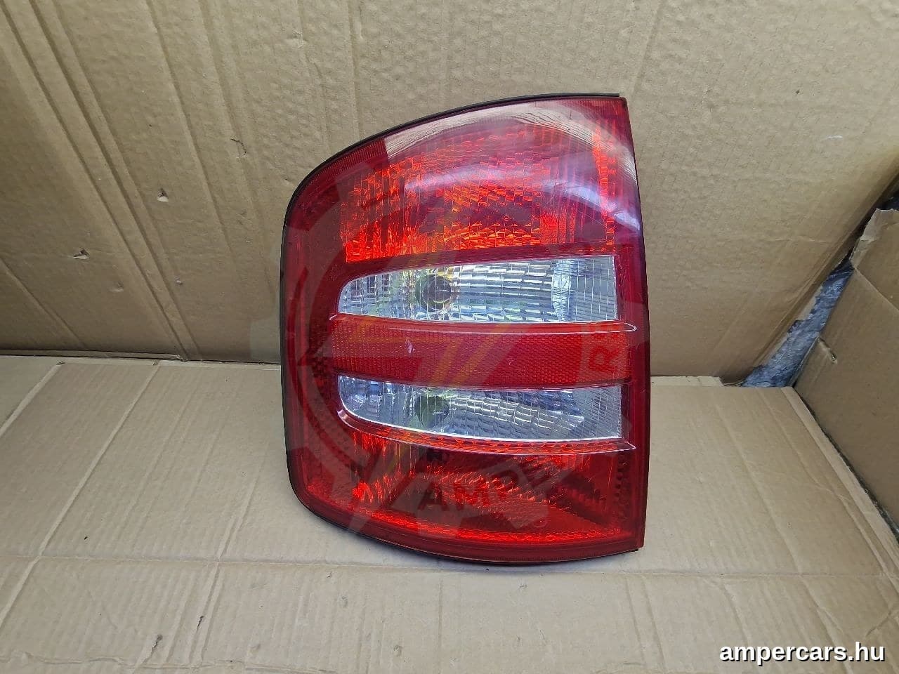 SKODA FABIA I Combi (6Y5) - Hátsó Lámpa