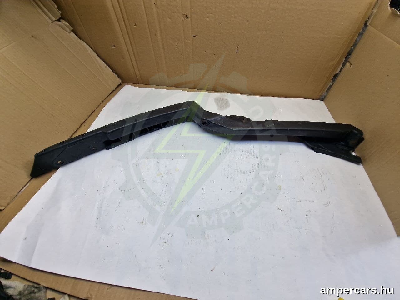 SKODA OCTAVIA II (1Z3) - Oldal Lökhárító Tartó (Műanyag)