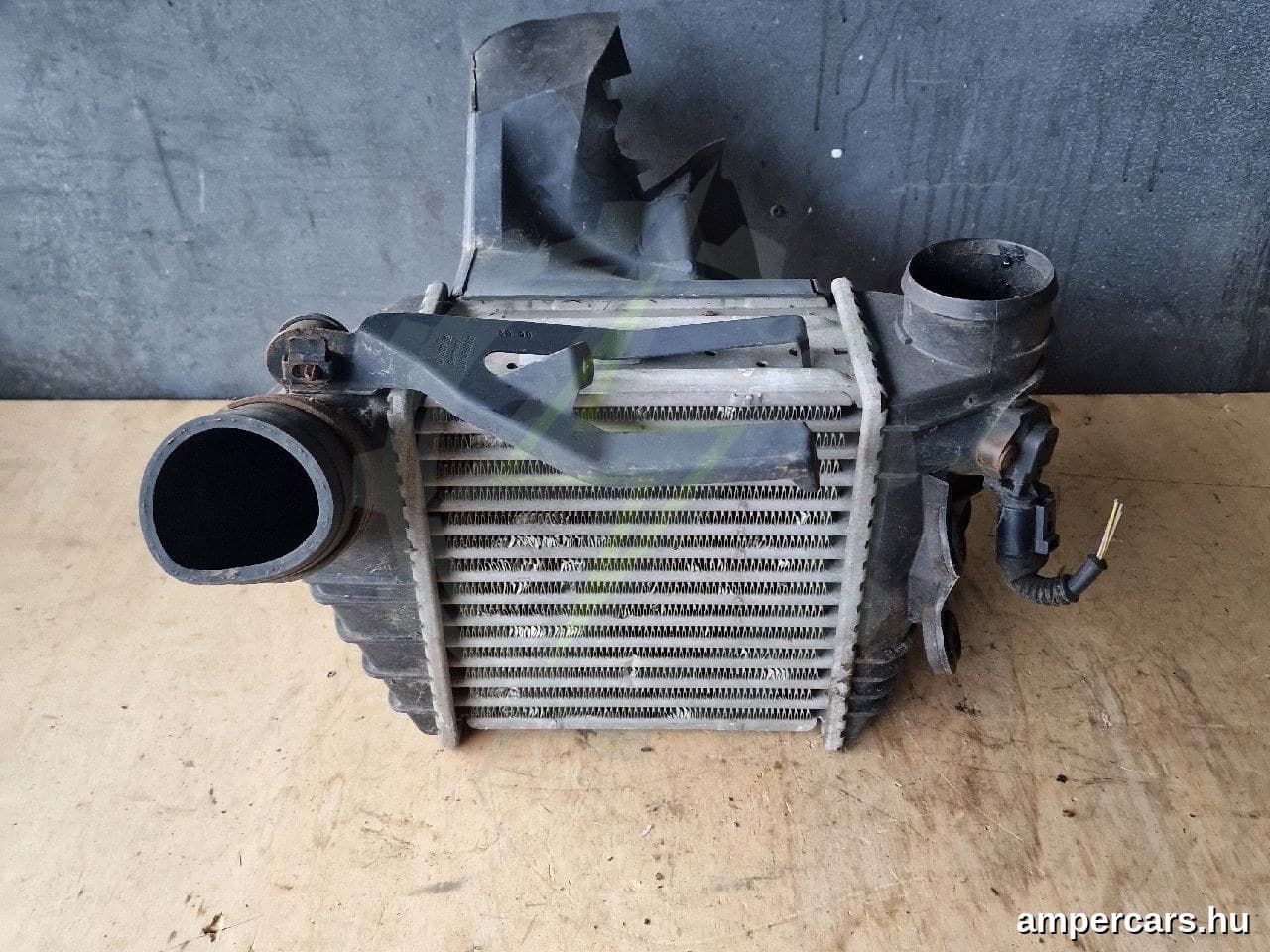 VW GOLF IV (1J1) - Intercooler