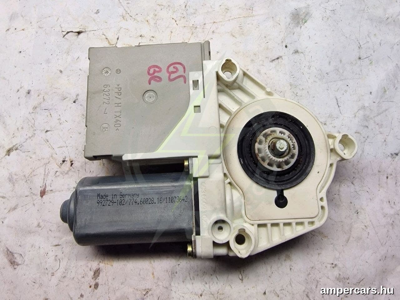VW GOLF V (1K1) - Ablakemelő Motor