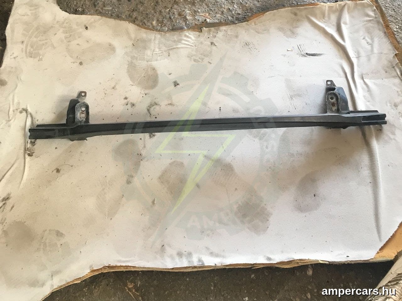 VW GOLF V (1K1) - Lökhárító Merevítő (Fém)