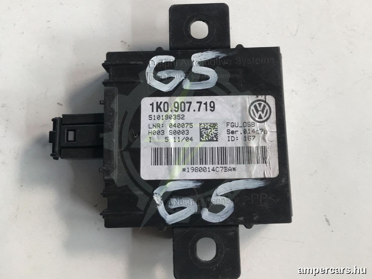 VW GOLF V (1K1) - Riasztó Központ