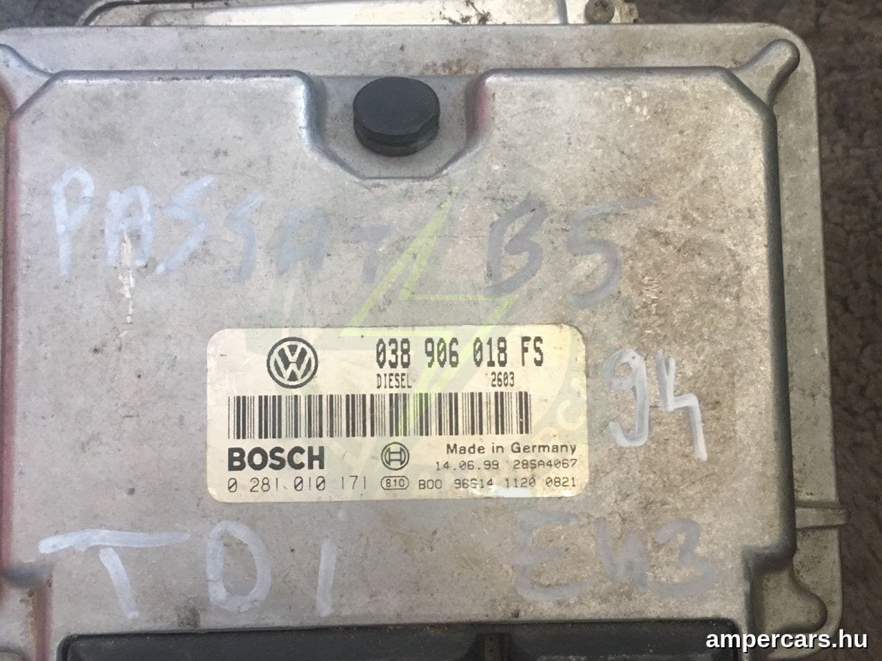 VW PASSAT (3B2) - Motorvezérlő