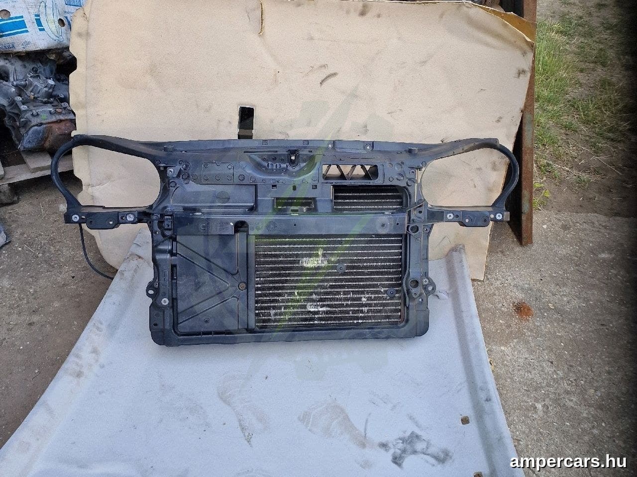 VW POLO (9N_) - Homlokfal (Üres lemez)