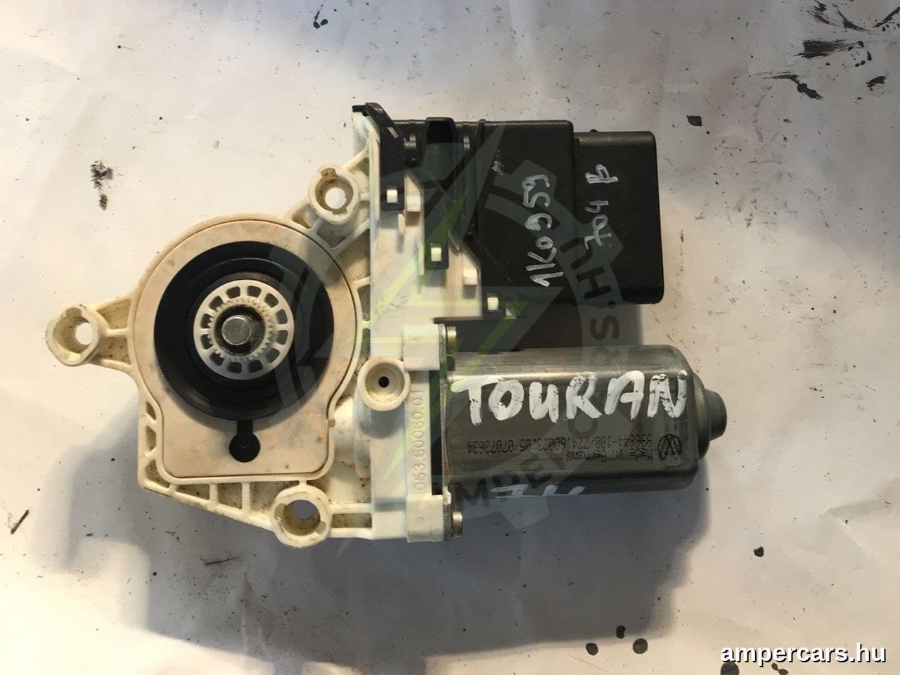 VW TOURAN (1T1, 1T2) - Ablakemelő Motor
